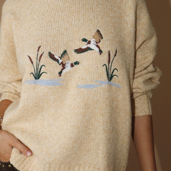 Bailey Rose Sweaters - Bailey Rose Vintage Embroidered Ducks Sweater S